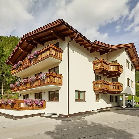 Gaestehaus Bergkristall Lägenhet *