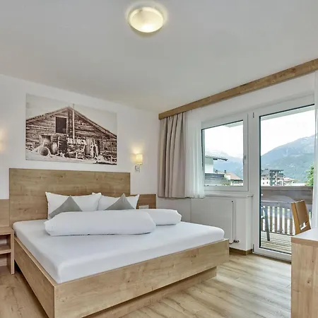 아파트 Gaestehaus Bergkristall *