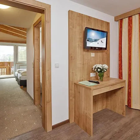Lägenhet Gaestehaus Bergkristall *