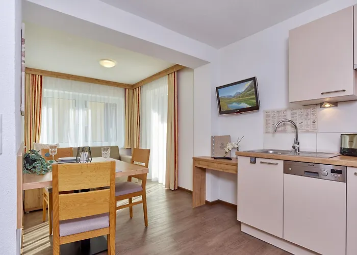 Gaestehaus Bergkristall * سولدن