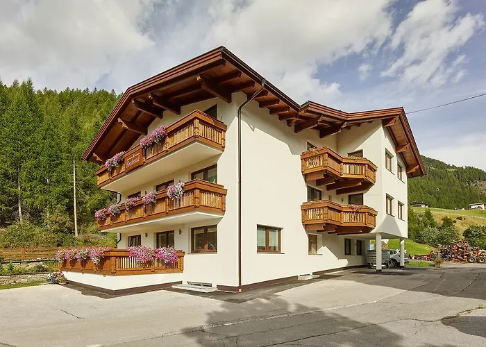 Gaestehaus Bergkristall Lägenhet *