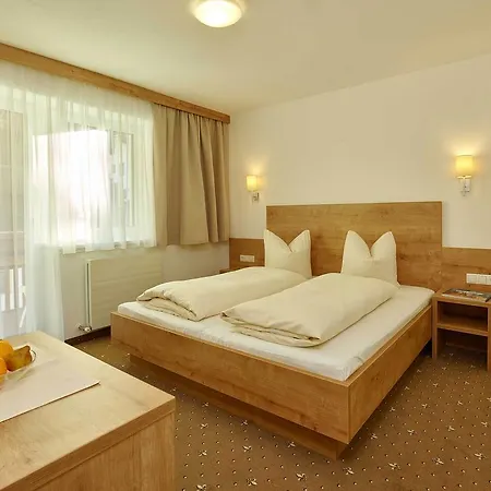 Gaestehaus Bergkristall Sölden