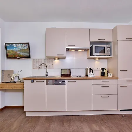 Apartment Gastehaus Bergkristall Solden